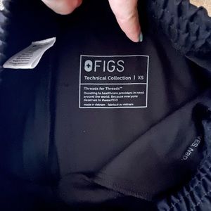 FIGS Black High Waisted Zamora joggers size XS regular